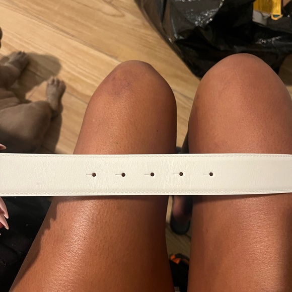 Dolce & Gabbana White Belt with DG Logo Buckle - Picture 7 of 10